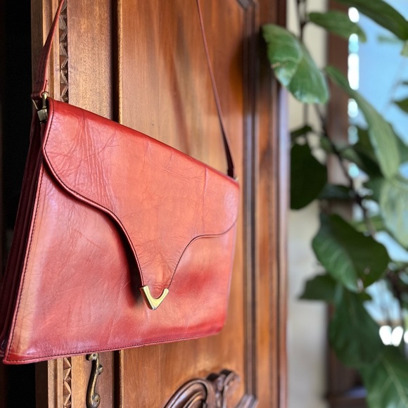 Vintage BareTraps Red Leather Purse Handbag, Small - Picture 4 of 9